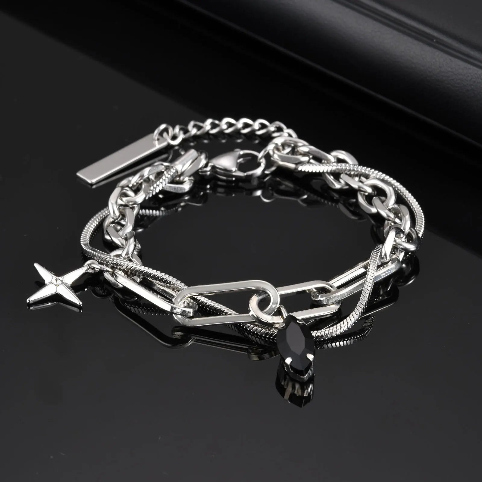 Dravon Chainlink Charm Bracelet