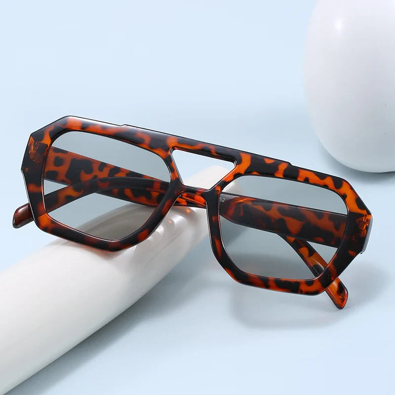 Hiking New Double Bridge Design Women Anti Light Glasses Fashion Leopard Pattern Design Glasses High Quality Outdoor Sunscreen