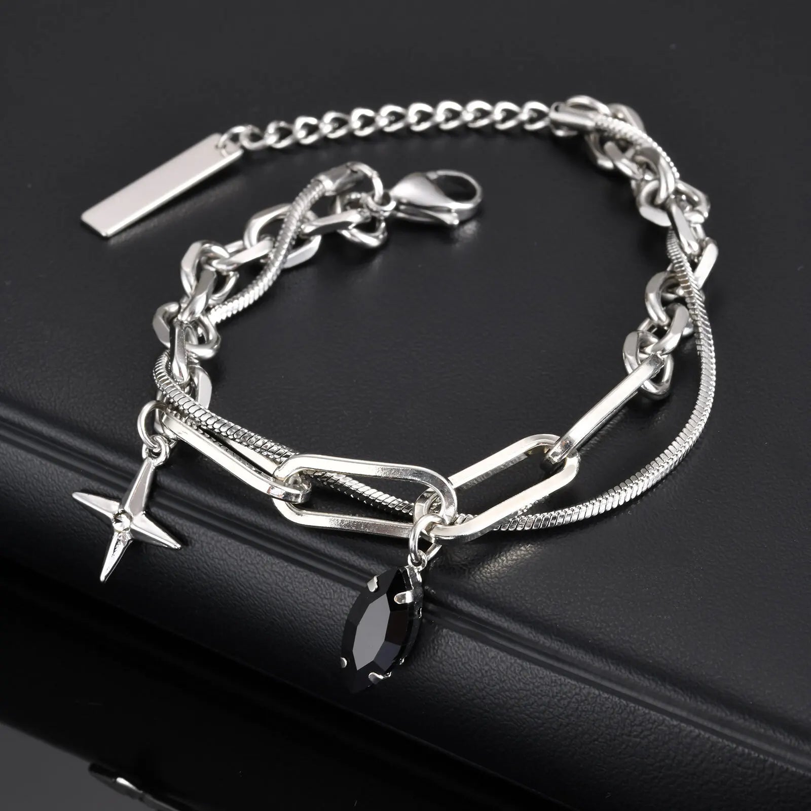 Dravon Chainlink Charm Bracelet